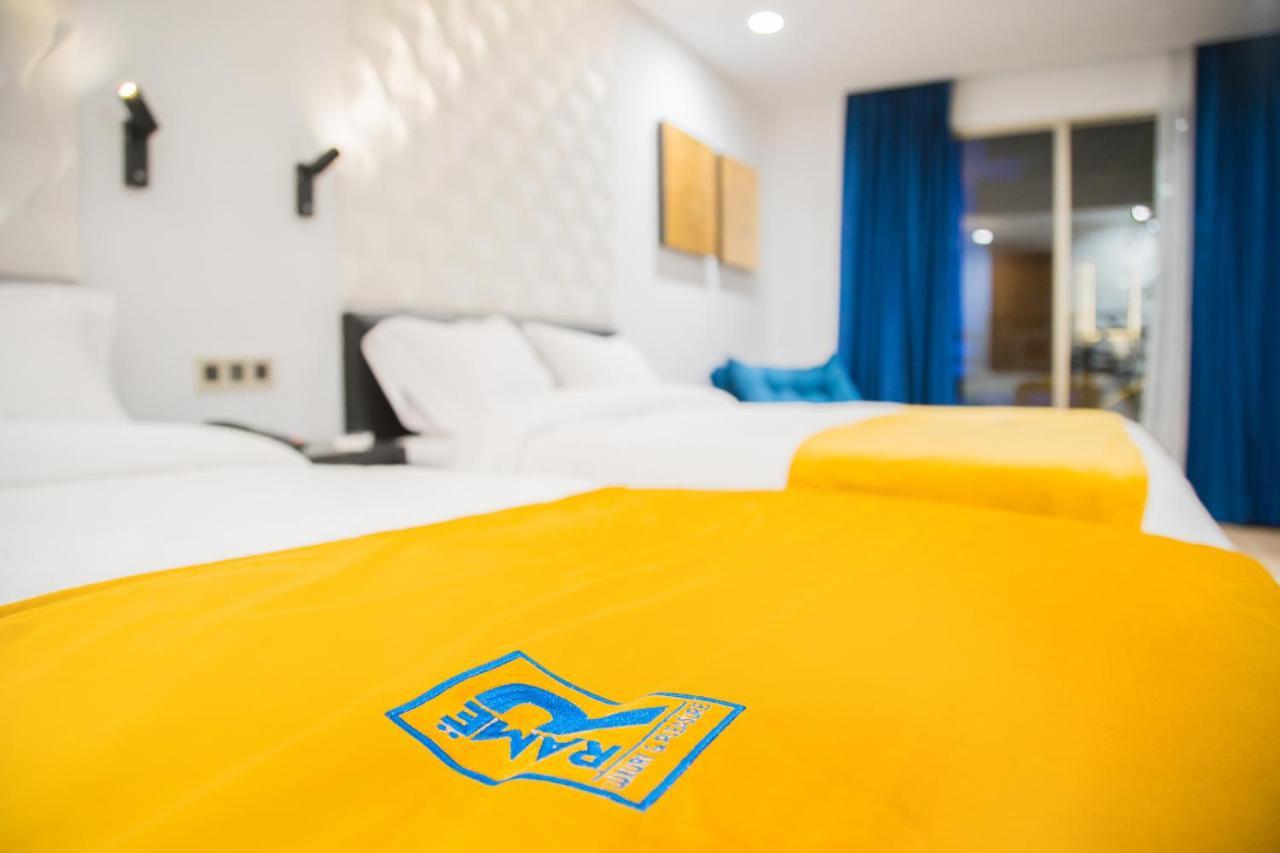 Rame Hotel Boutique Guadalajara Exterior photo A room at the hotel